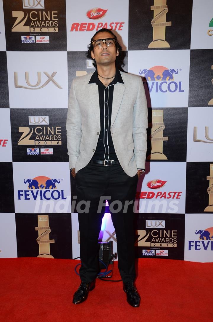 Jubin Nautiyal at Zee Cine Awards 2016