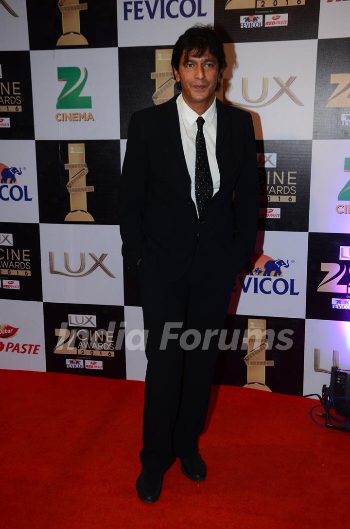 Chunky Pandey at Zee Cine Awards 2016