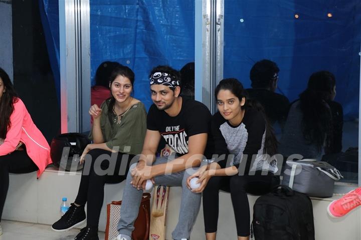 Aparna Dixit, Shakti Arora & Neha Saxena at BCL's Kolkata Babu Moshayes Practice Session