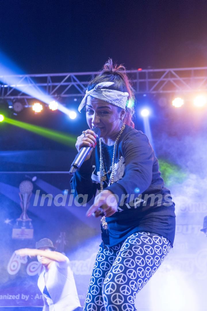 HARD KAUR honoured at the Maharashtra Ratna Awards