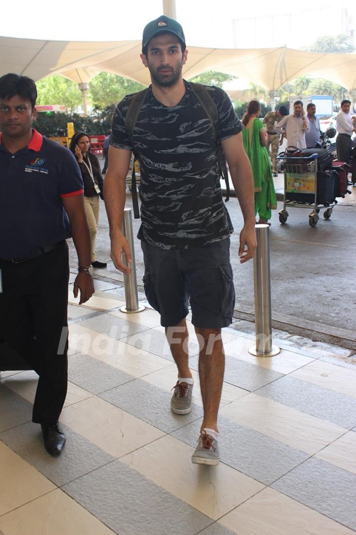 Airport Spotting: Aditya Roy Kapur