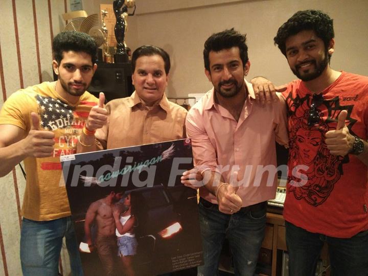 Lalit Pandit at Actor turned Director Aslam Khan's single 'Aawariyaan'