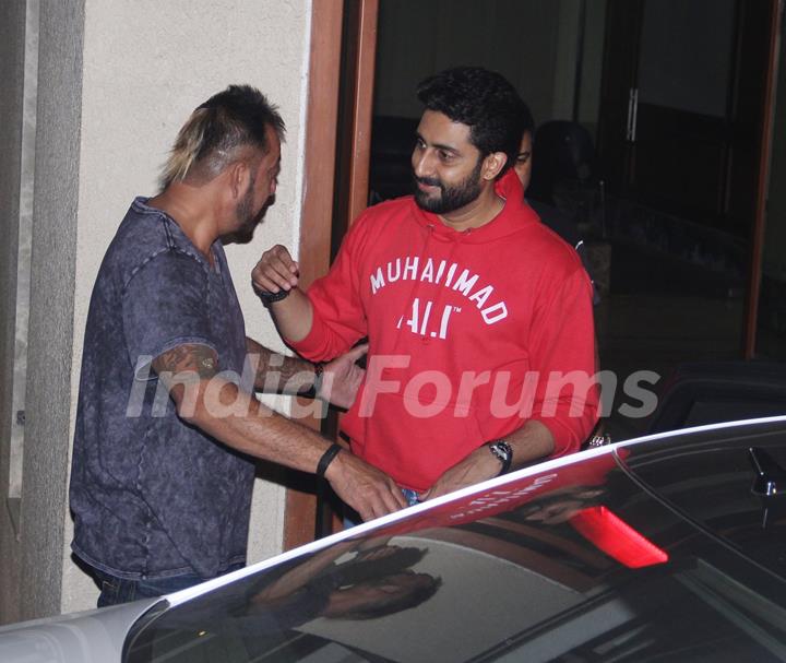 Abhishek Bachchan Meets Sanjay Dutt at his Residence!