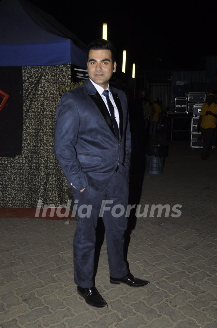 Arbaaz Khan poses for the media at 'Power Couple' Finale Shoot