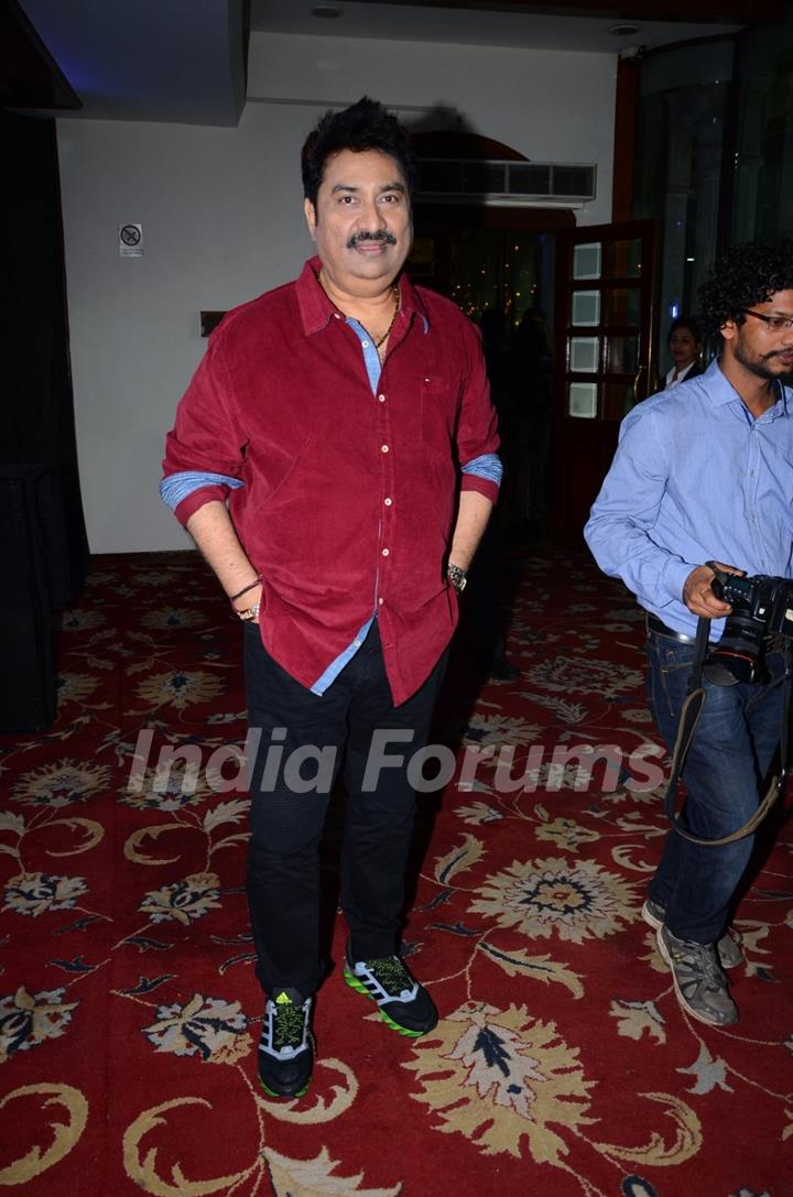 Kumar Sanu at Anu Malik's Felicitation Ceremony