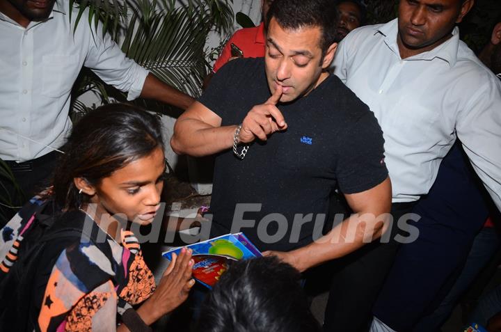 Salman Khan Snapped intereacting with street Kids Outside Olive