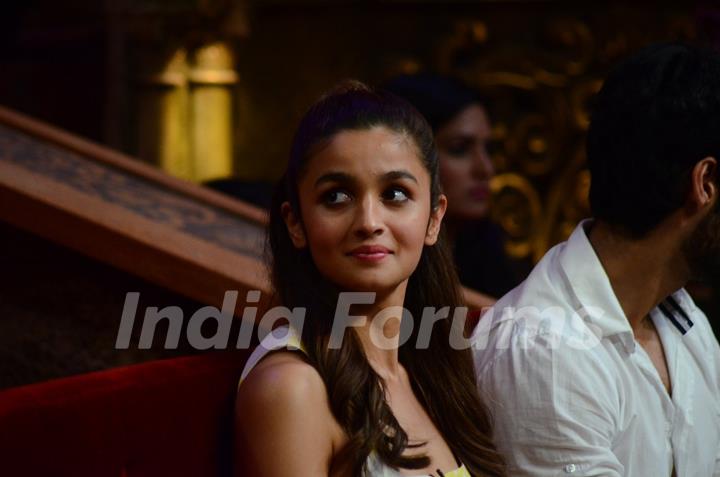 Alia Bhat for Kapoor & Sons Promotions at Comedy Nights Bachao