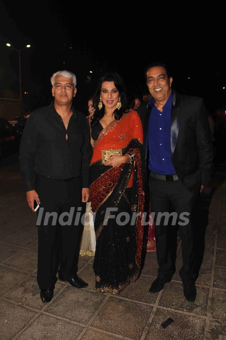 Pooja Bedi and Vindoo Dara Singh at Kresha Bajaj's Wedding