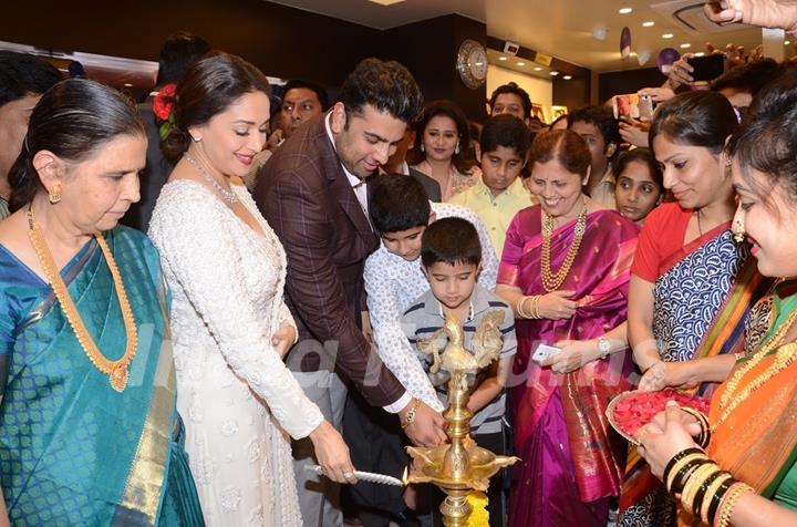 Madhuri Dixit at Inauguration of PNG Jeweller's New Store