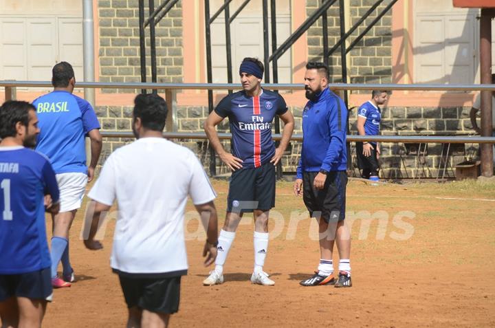 Snapped: Ranbir Kapoor Practicing Soccer!