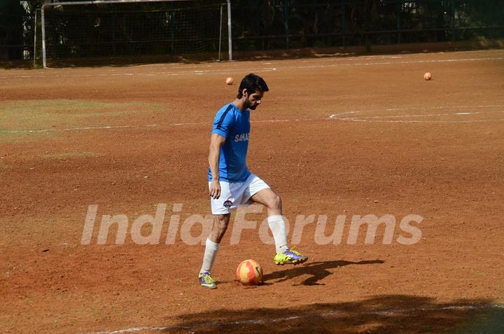 Snapped: Karan Wahi Practicing Soccer!