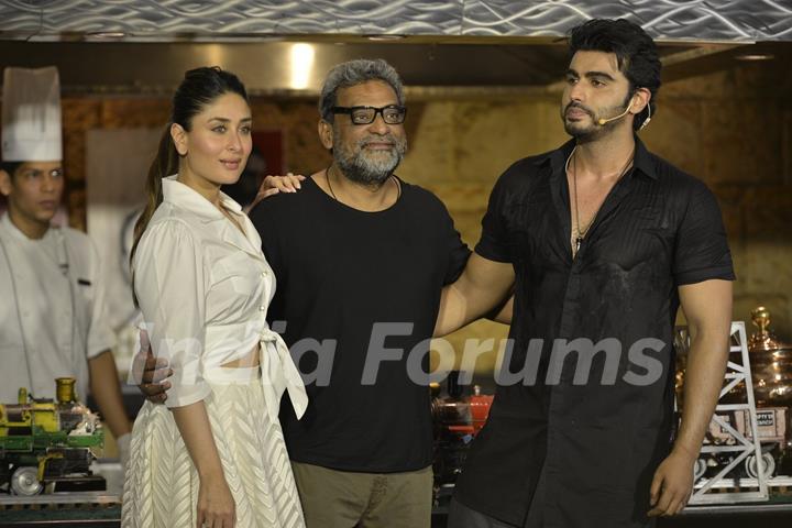 Arjun Kapoor, Kareena Kapoor! and R. Balki at Promotional Event of Ki and Ka