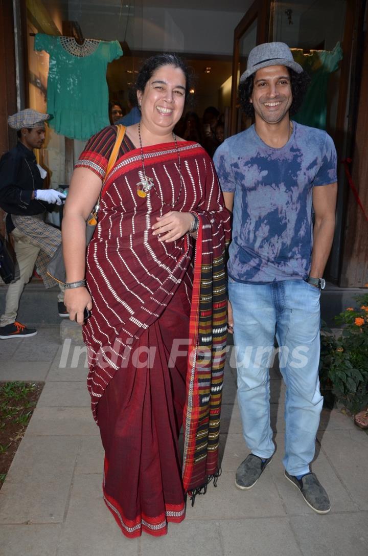 Farhan Akhtar with Reena Dutta at Sneha Foundation's Event