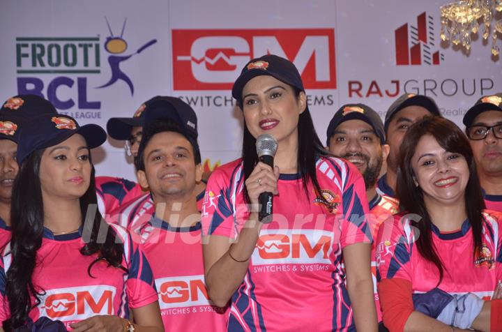 Kamya Punjabi at BCL's Jaipur Raj Joshiley Jersey Launch