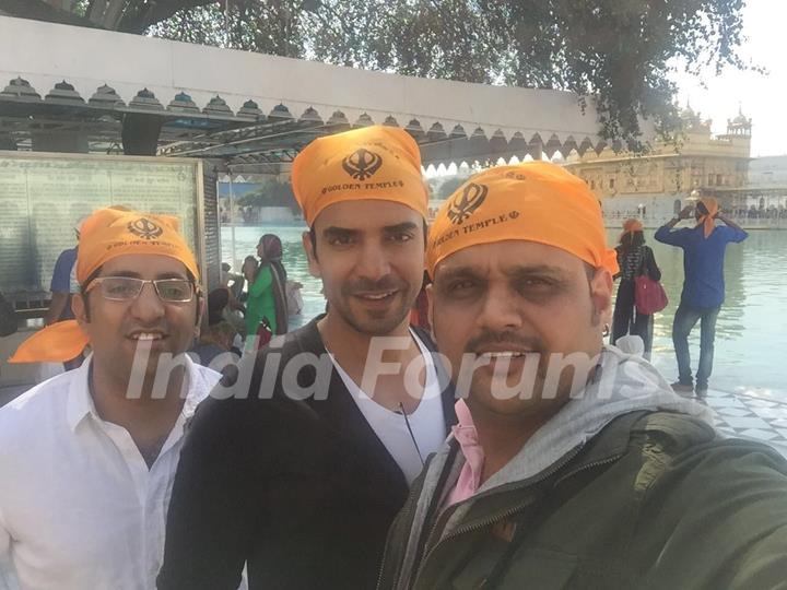 Love Shagun team at Golden Temple