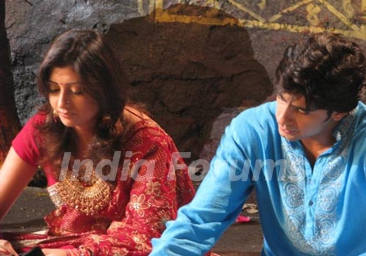 Still image of Kumkum and Sumit