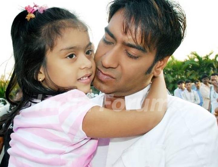 Ajay Devgan and Kajol Daughter Nysaa