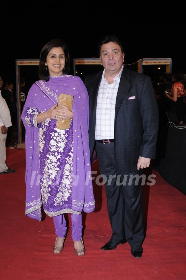 Rishi Kapoor with wife Neetu