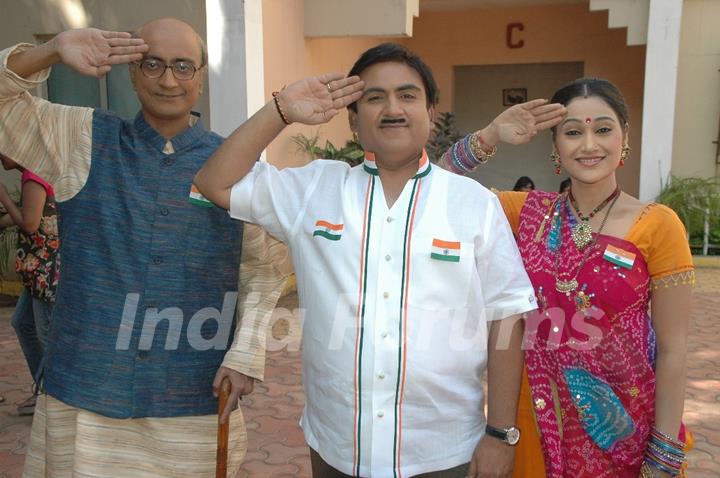 Amit Bhatt, Dilip Joshi and Disha Vakani celebrate Republic day