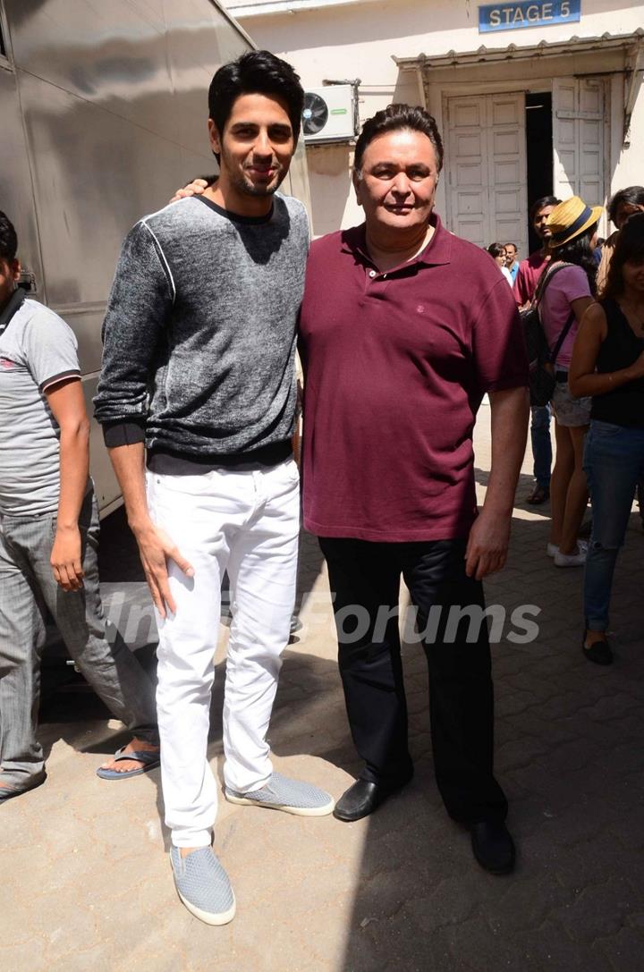 Sidharth Malhotra with Rishi Kapoor for Kapoor & Sons Promotions