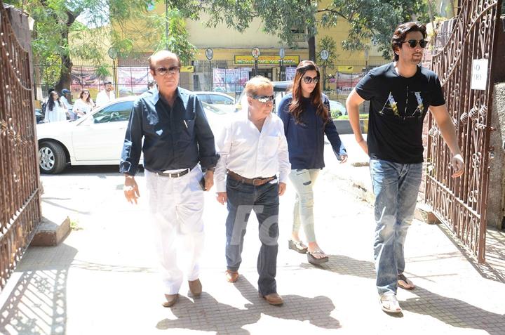 Celebs attend Emran Hashmi's Mothers Funeral