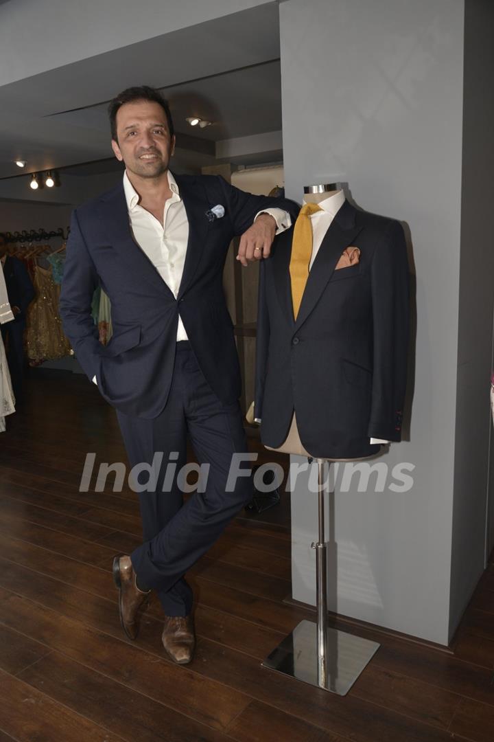 Atul Kasbekar at launch of label at Amy Billimoria House of Design