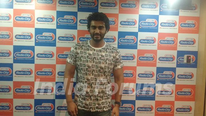 Arjun Kapoor Visits Oye FM's office