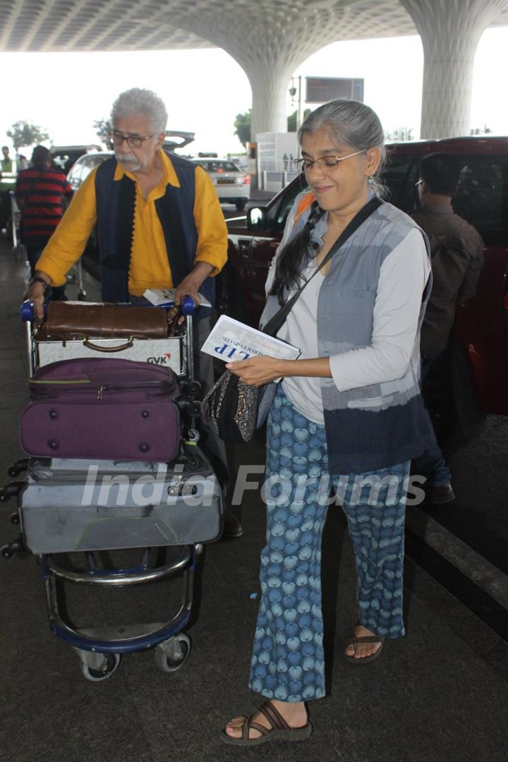 Naseeruddin Shah with Ratna Pathak Snapped at Airport