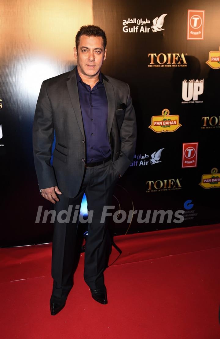 Salman Khan at TOIFA 2016