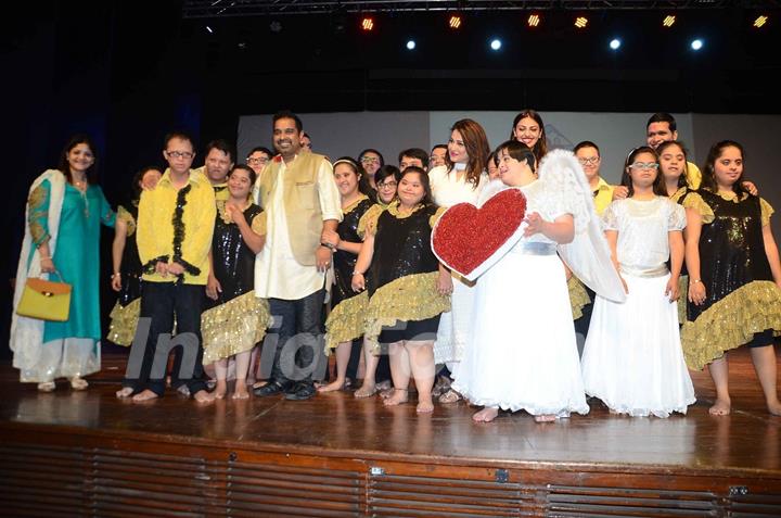 Shankar Mahavdevan and Anushka Ranjan at World Down Syndrome event