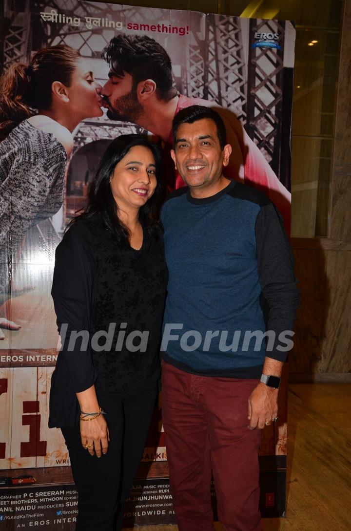 Chef Sanjeev Kapoor with wife at Special Screening of Ki and Ka