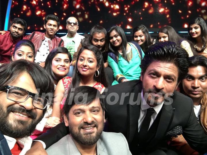 Pritam shoots with Shahrukh Khan for Sa Re Ga Ma Pa