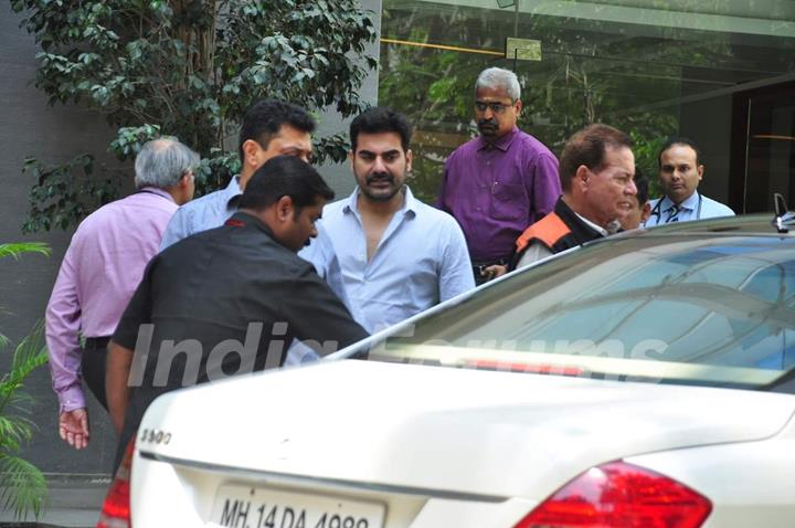 Arbaaz Khan with Dad Salim Khan Visits Arpita Khan at Hinduja Hospital