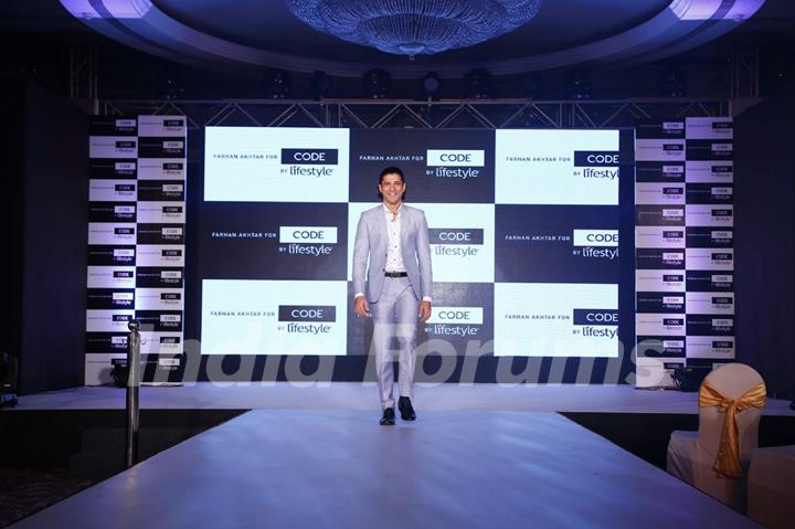 Farhan Akhtar walks for CODE at an Promotional event of the brand