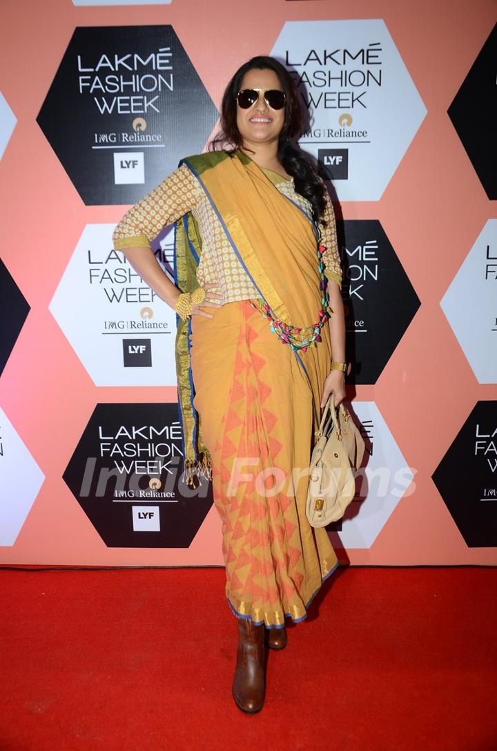 Sona Mohapatra at Lakme Fashion Show 2016!