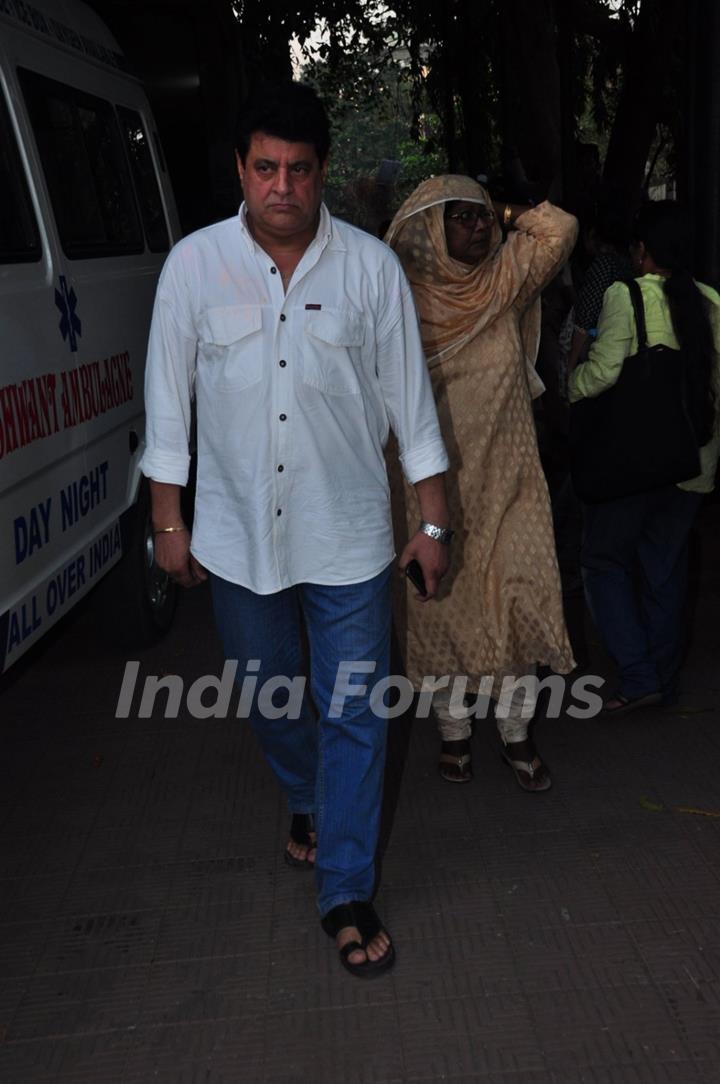 Celebs at Pratyusha Banerjee's Funeral