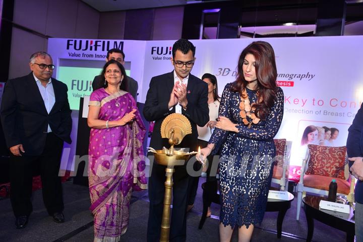 Twinkle Khanna at Fujifilm's Breast Cancer Event