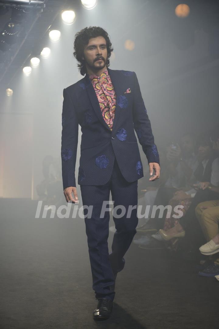 Darshan Kumar at Lakme Fashion Show 2016 - Day 5