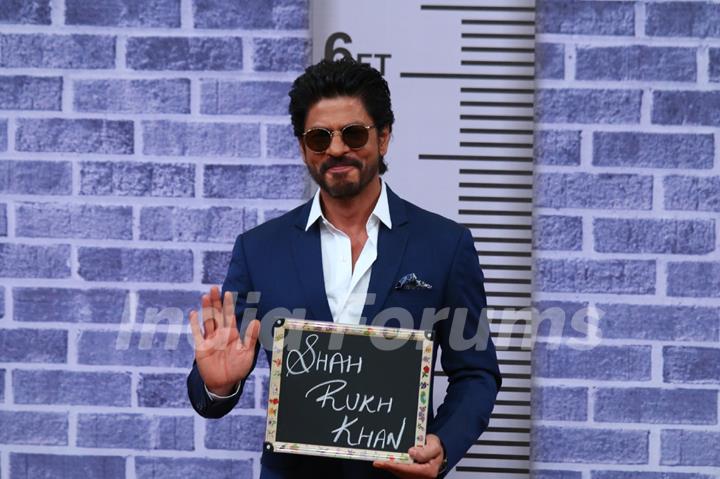 Shah Rukh Khan Promotes 'Fan' on 'Comedy Nights Bachao!