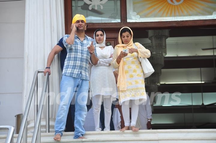 Vikas Gupta and Kamya Punjabi at Prayer Meet of 'Pratyusha Banerjee'