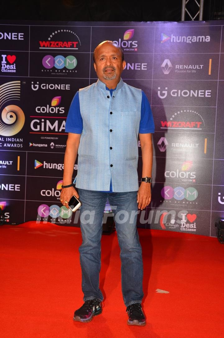 COLORS GiMA AWARDS 2016