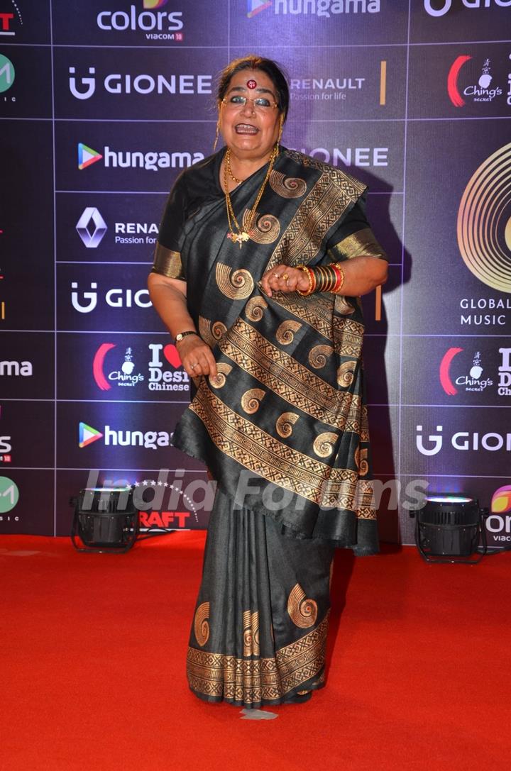 Usha Uthup at COLORS GiMA AWARDS 2016