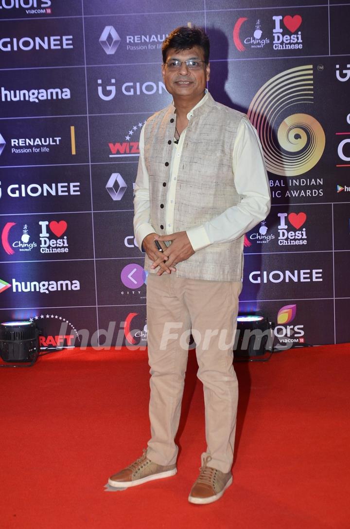 COLORS GiMA AWARDS 2016