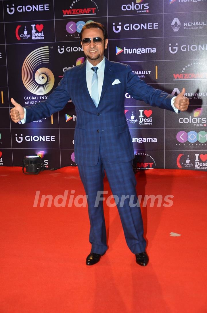 Gulshan Grover at COLORS GiMA AWARDS 2016