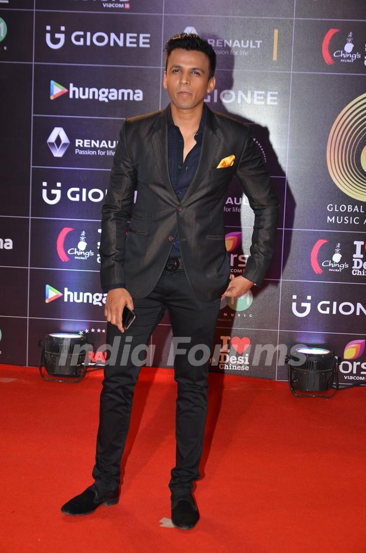 Abhijeet Sawant at COLORS GiMA AWARDS 2016