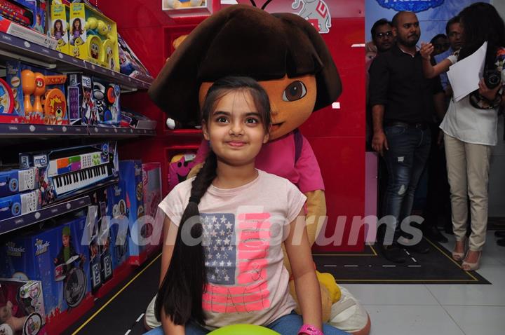 Ruhanika Dhawan Launches New Store of 'Simba Toys'