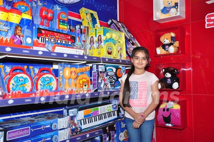 Ruhanika Dhawan Launches New Store of 'Simba Toys'