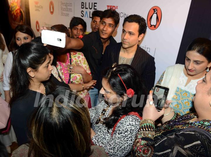 Emran Hashmi Promotes his book 'Kiss of Life' with Arvind Kejriwal