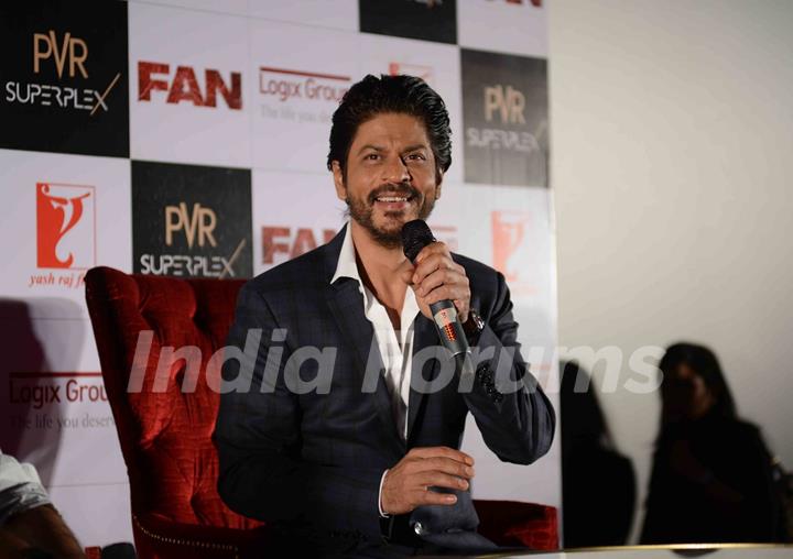 Shah Rukh Khan at Press Meet of 'Fan' in Noida