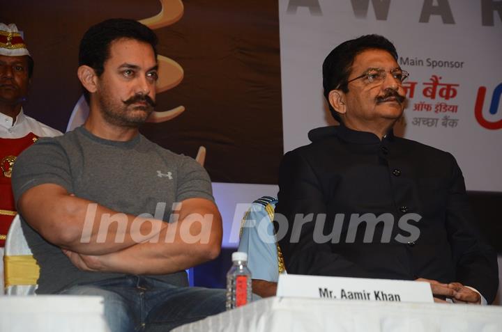 Aamir Khan at Hridaynath Mangeshkar Award 2016